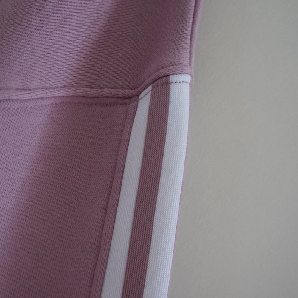 adidas Originals adicolor 3 stripe sweat in mauve - Picture 9 of 11